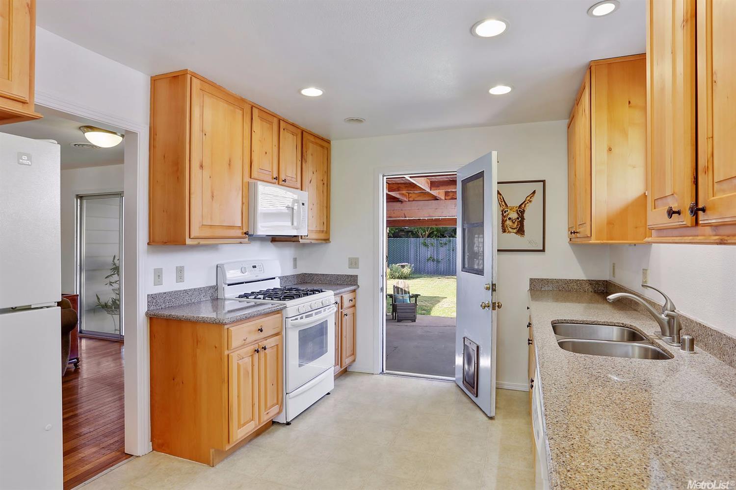 631 Eureka Ave, Lodi, CA 95240 photo 13
