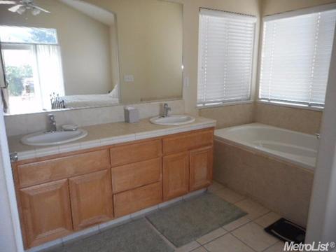 2220 Perth Dr, Modesto, CA 95355 photo 14