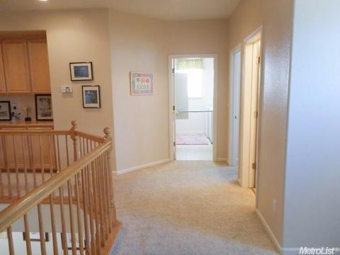 174 Ridgeview Dr, Tracy, CA 95377 photo 2