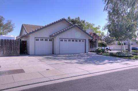 1612 Brookside Dr, Manteca, CA 95336 photo 1