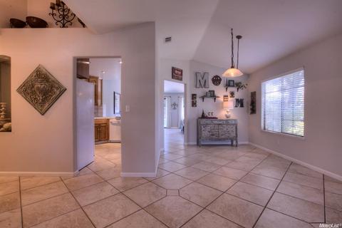 1612 Brookside Dr, Manteca, CA 95336 photo 8