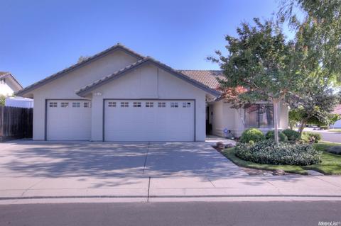 1612 Brookside Dr, Manteca, CA 95336 photo 3