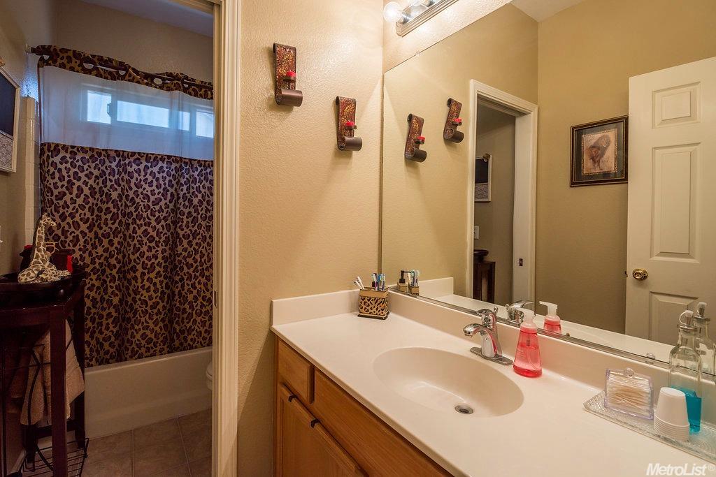 1006 Hackett Rd, Ceres, CA 95307 photo 22