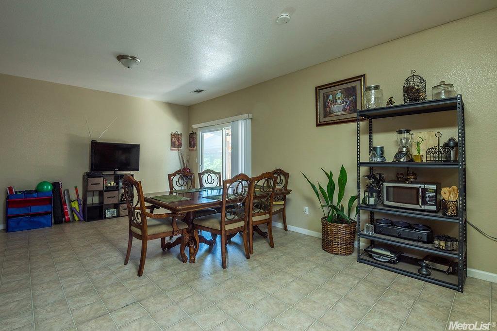 1006 Hackett Rd, Ceres, CA 95307 photo 11