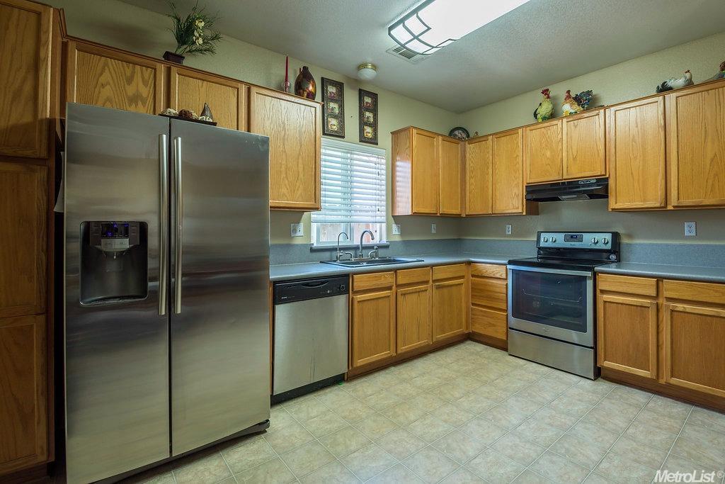 1006 Hackett Rd, Ceres, CA 95307 photo 9