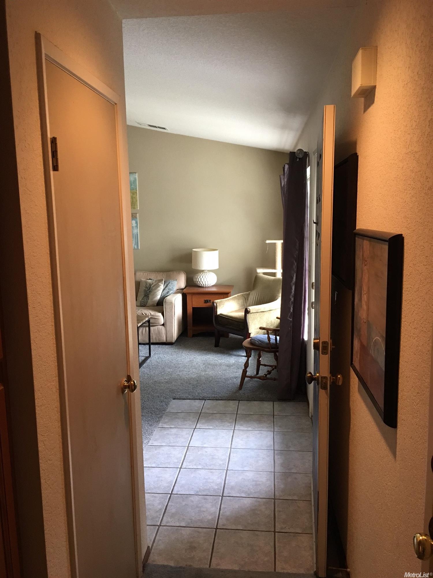 75 Mary Ct, Tracy, CA 95376 photo 8