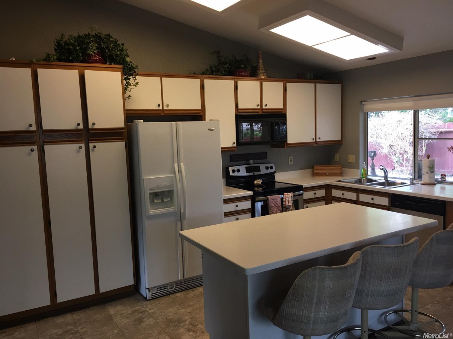 75 Mary Ct, Tracy, CA 95376 photo 5