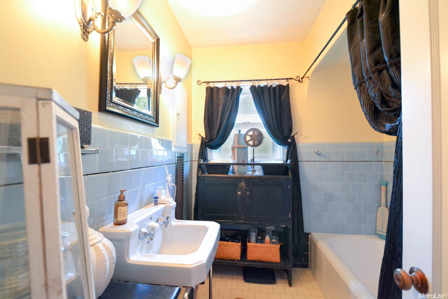 224 S Elm Ave, Ripon, CA 95366 photo 23