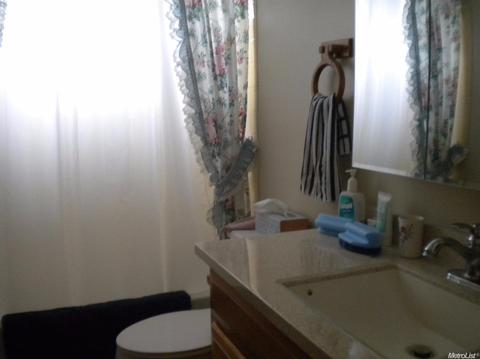 837 Ayers Ln, Galt, CA 95632 photo 26