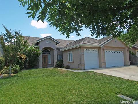 3432 Dewar Ln, Turlock, CA 95382 photo 1