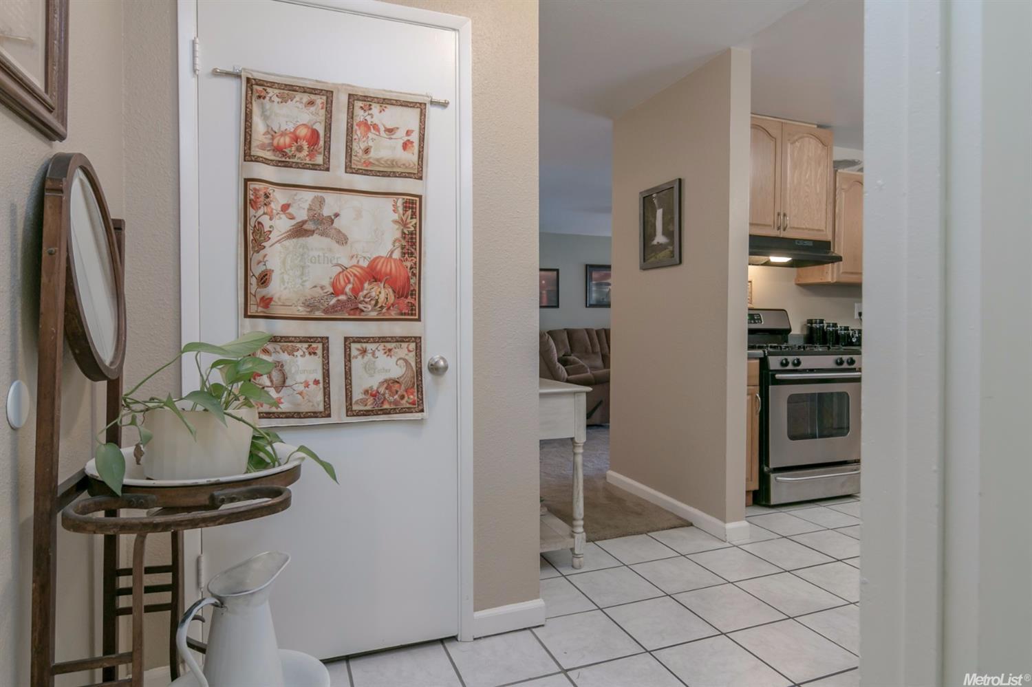 2109 Winslow Ct, Modesto, CA 95355 photo 7