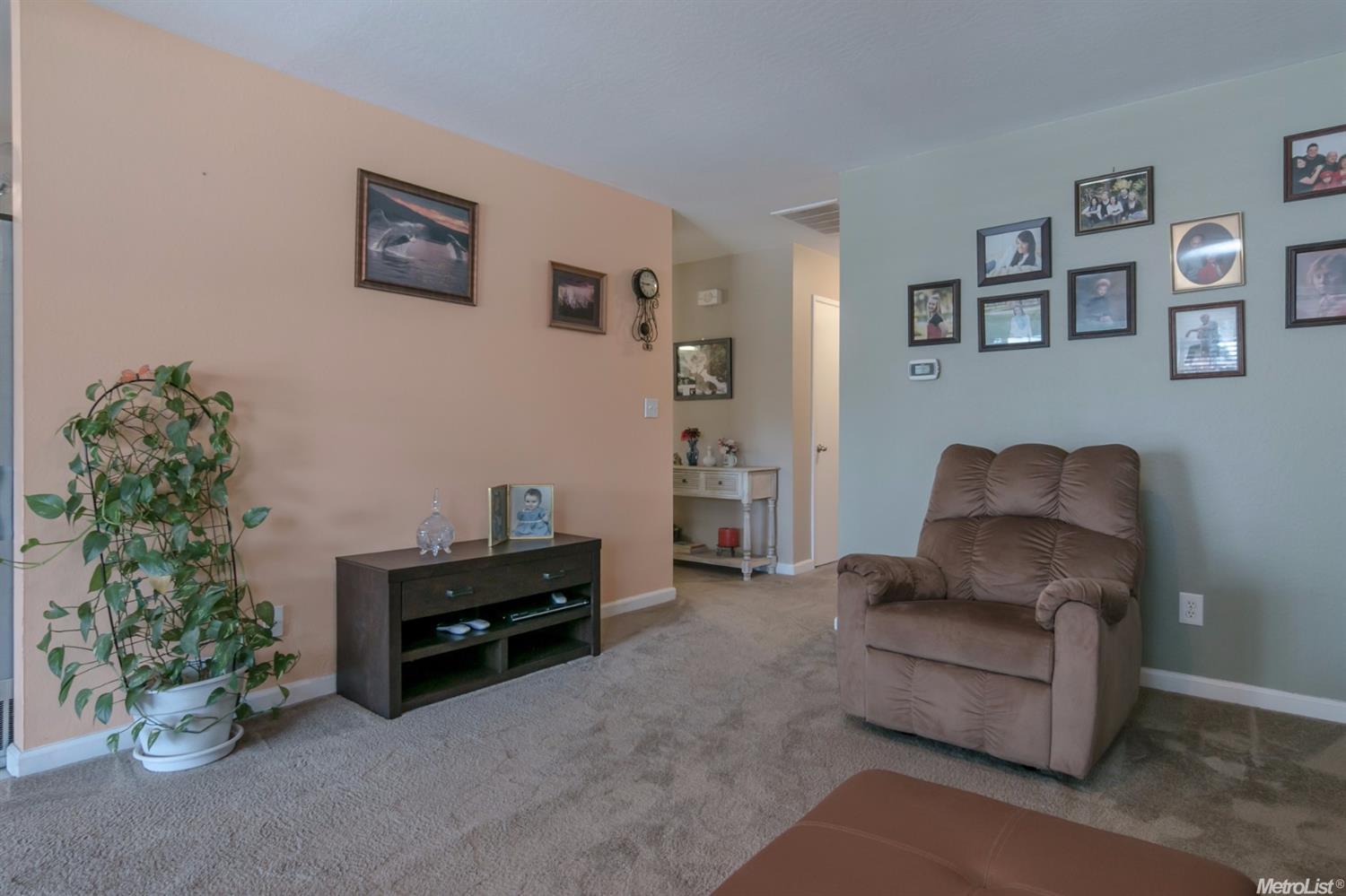 2109 Winslow Ct, Modesto, CA 95355 photo 13