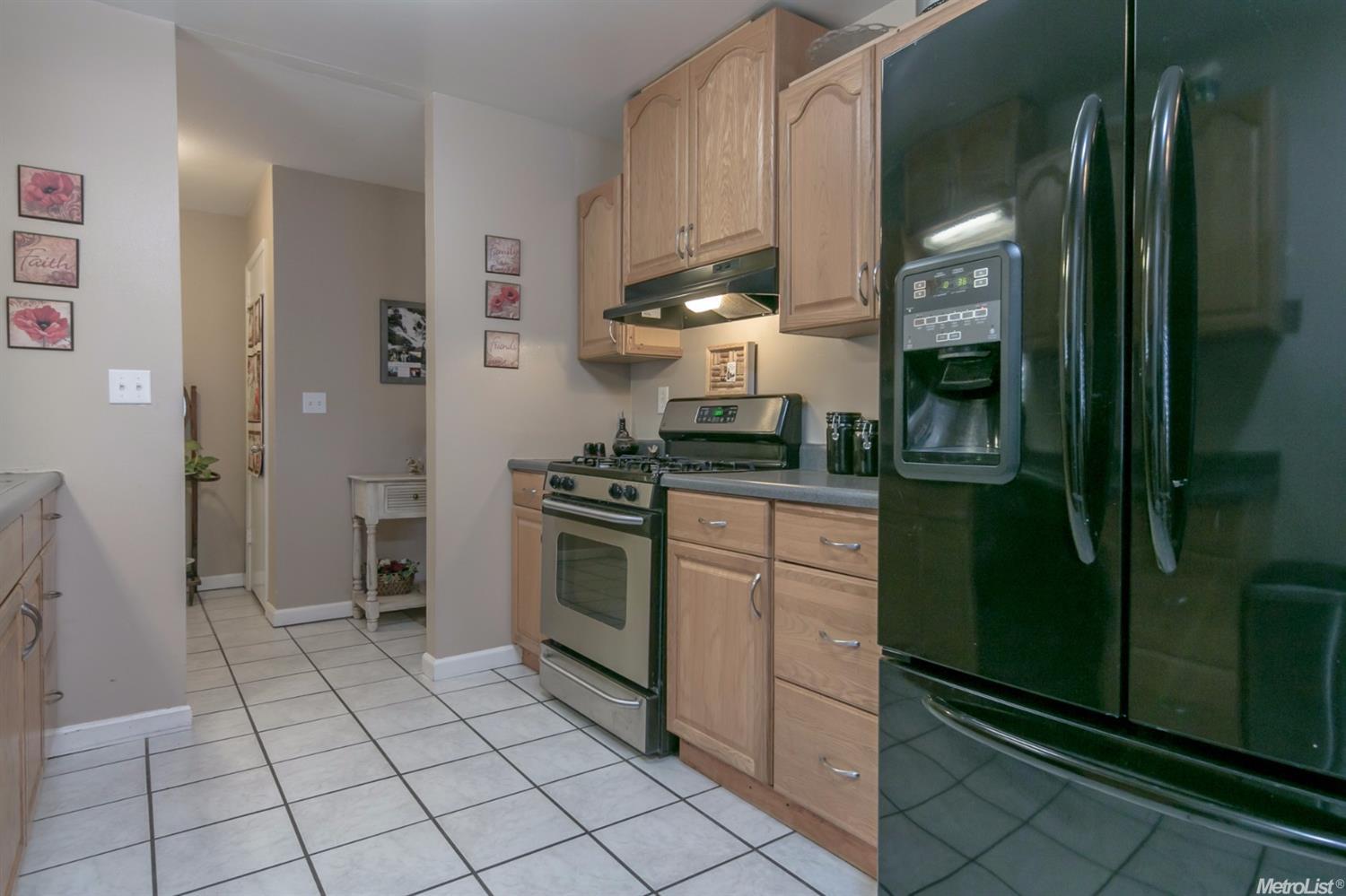 2109 Winslow Ct, Modesto, CA 95355 photo 11