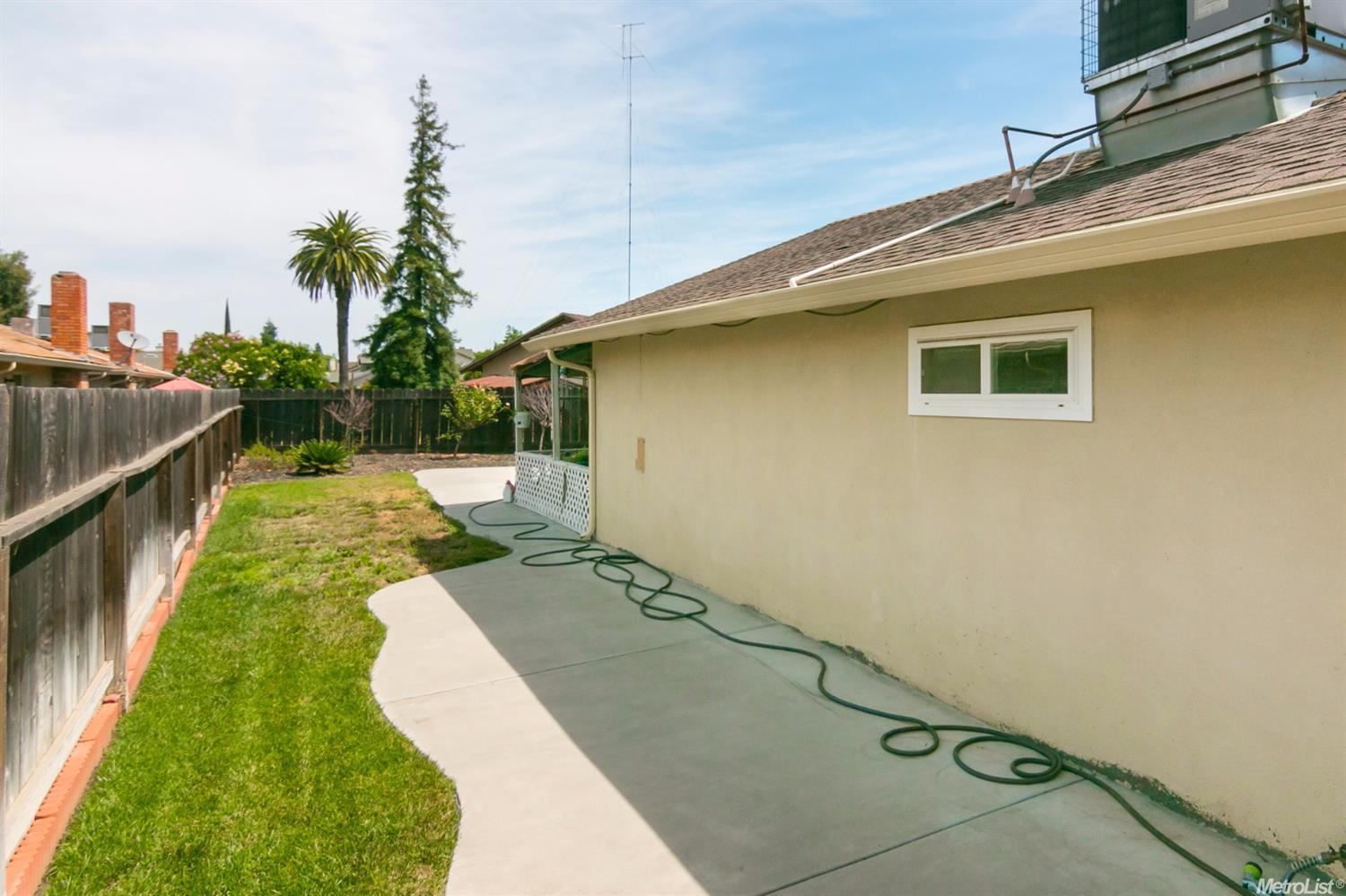2109 Winslow Ct, Modesto, CA 95355 photo 23