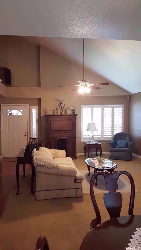 255 Cedar Mountain Dr, Tracy, CA 95376 photo 4