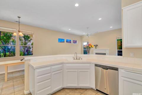 1515 El Capitan St, Davis, CA 95616 photo 11