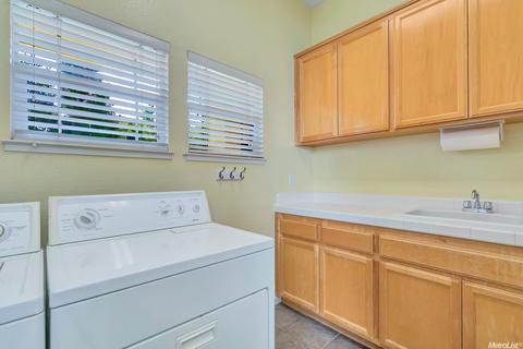 1515 El Capitan St, Davis, CA 95616 photo 29