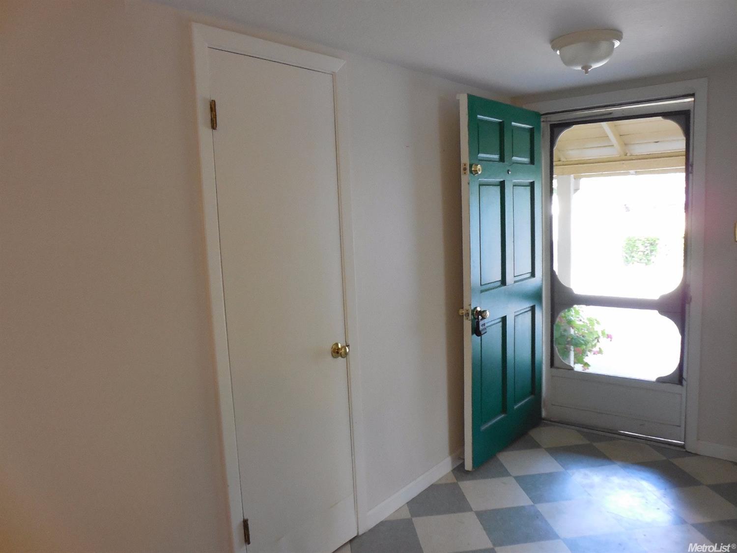 6040 Denver Dr, Carmichael, CA 95608 photo 8