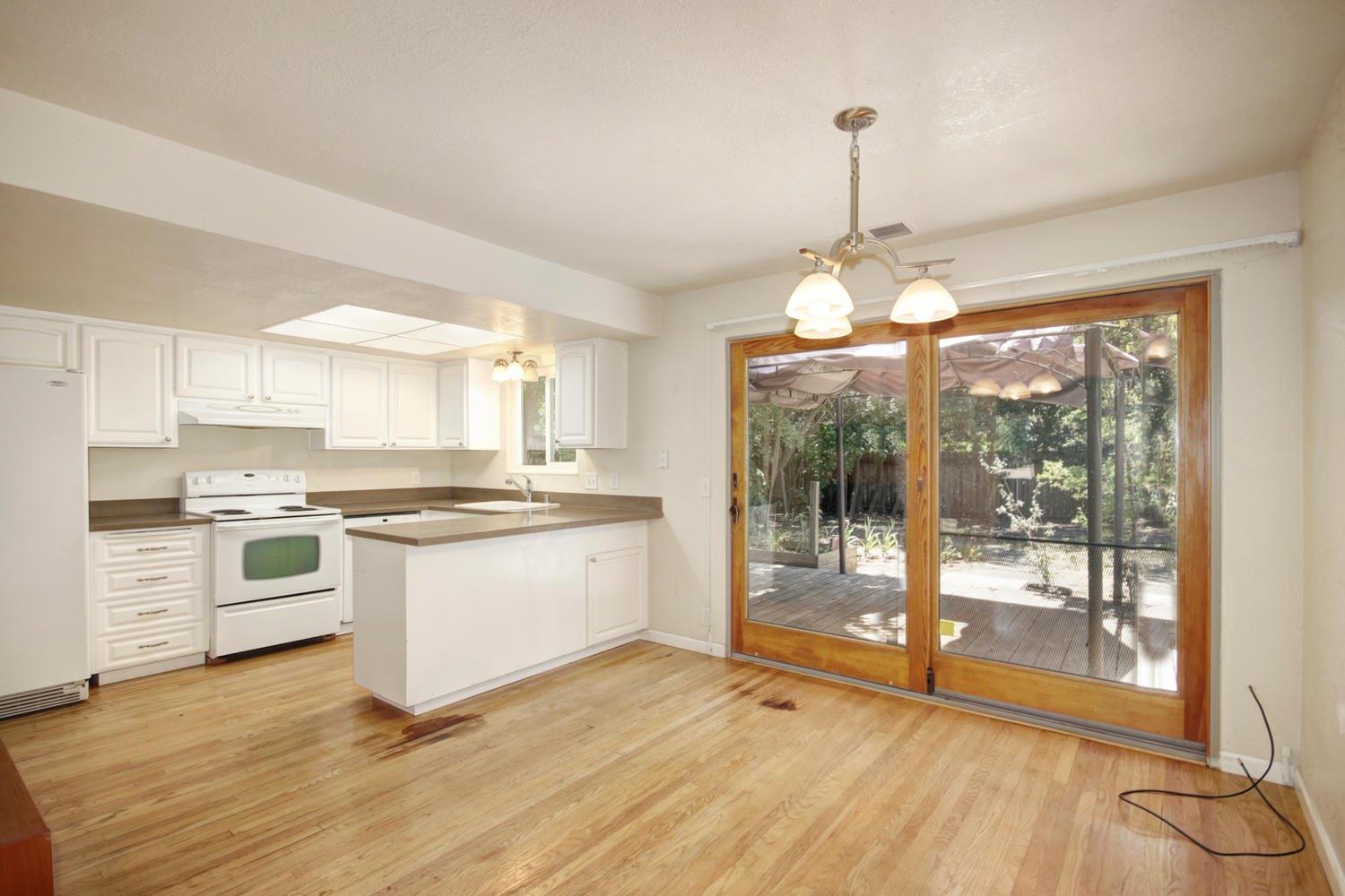 2950 Loyola Dr, Davis, CA 95618 photo 9