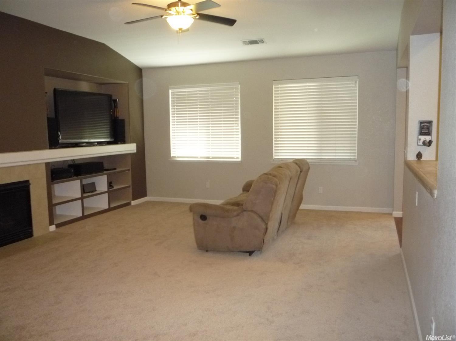 1797 Filbert Dr, Ceres, CA 95307 photo 5