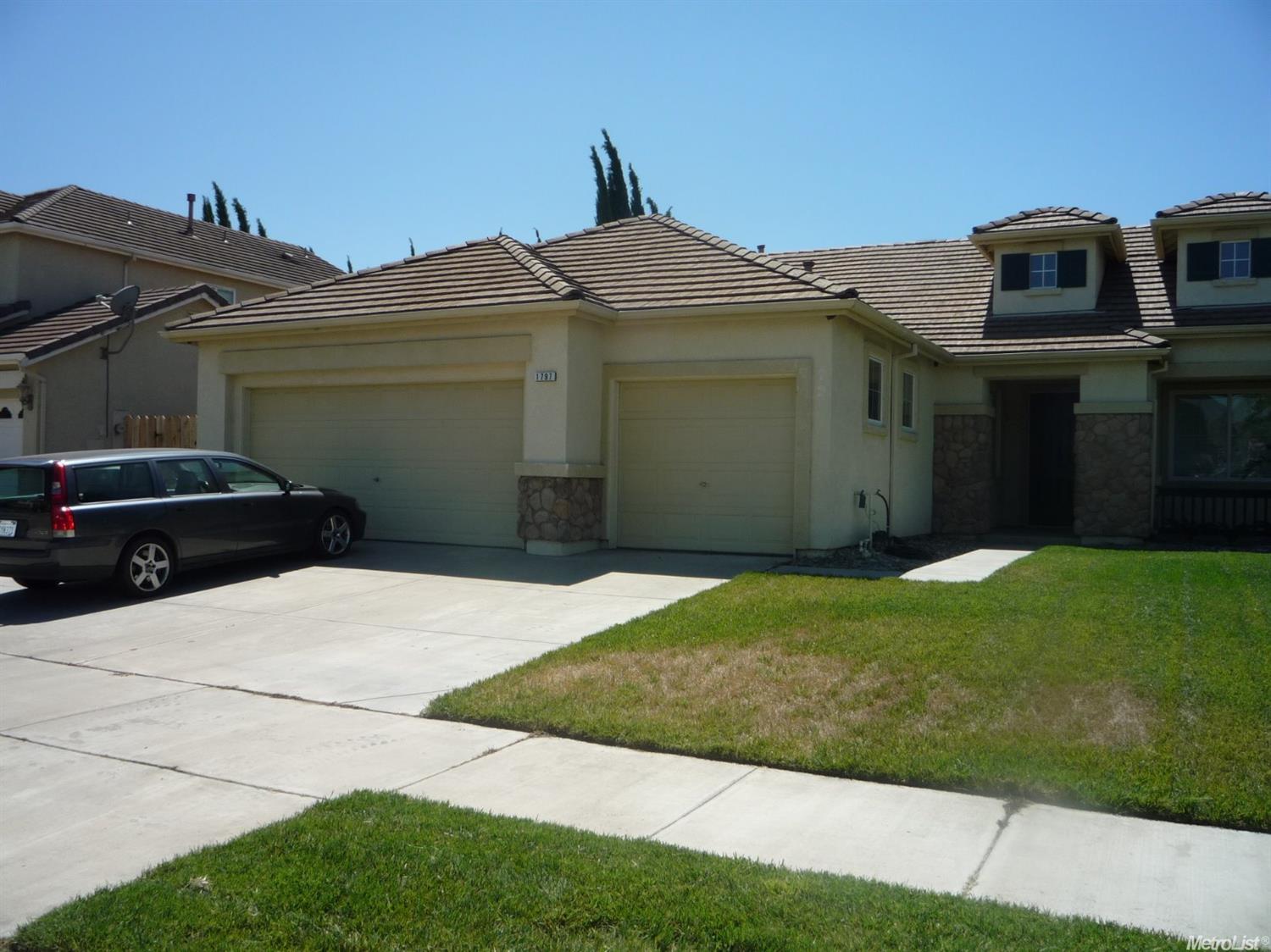 1797 Filbert Dr, Ceres, CA 95307 photo 3