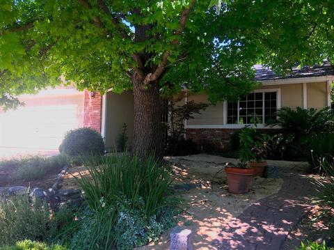 2557 Pinnacles Dr, Rocklin, CA 95677 photo 1