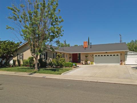 2410 Kenmore Ct, Modesto, CA 95350 photo 1