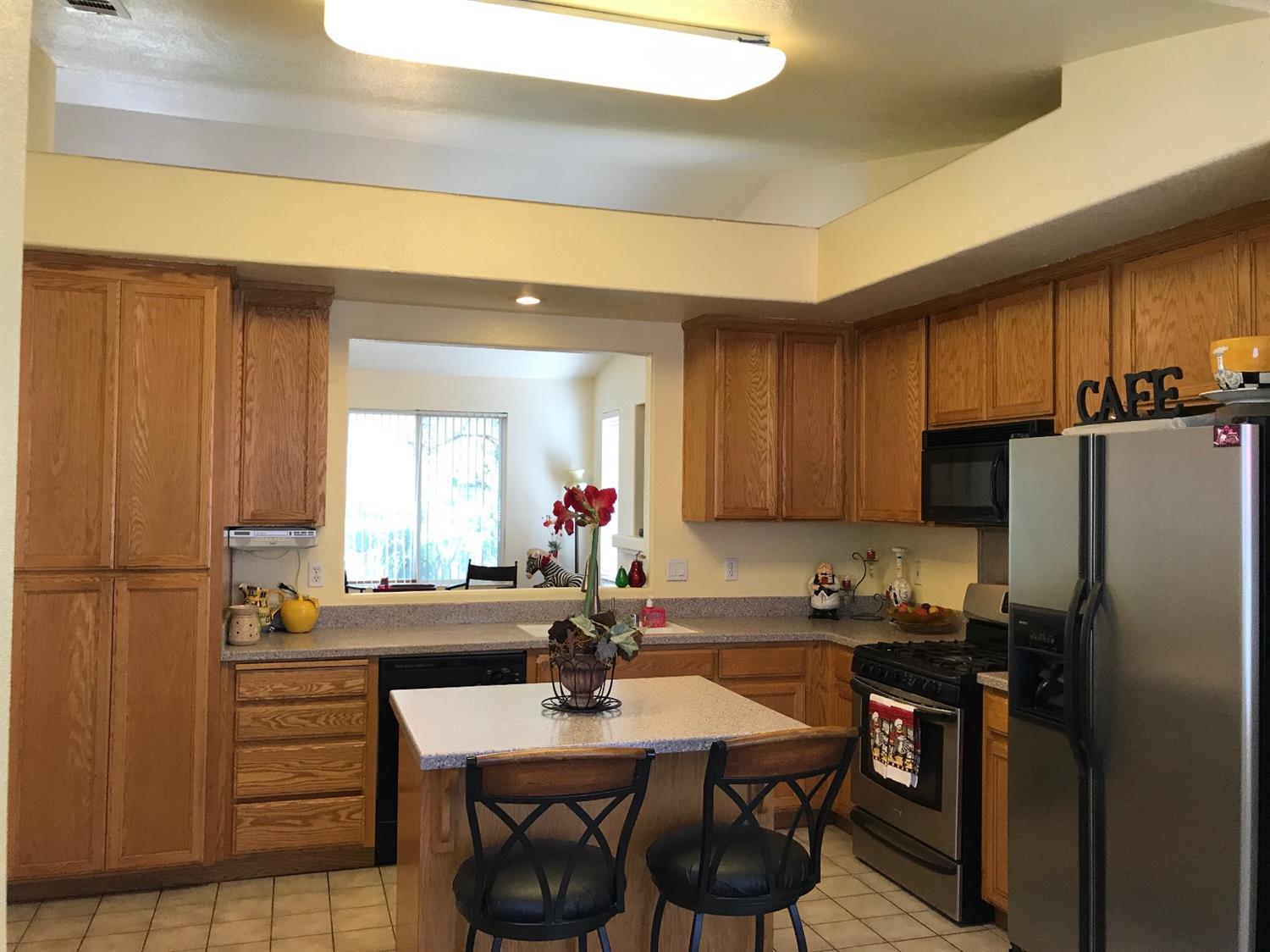 1104 Meadowbrook Ct, Manteca, CA 95336 photo 8