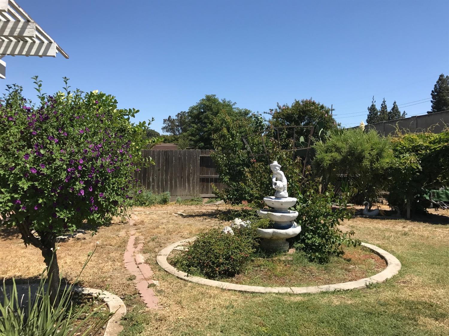 1104 Meadowbrook Ct, Manteca, CA 95336 photo 17