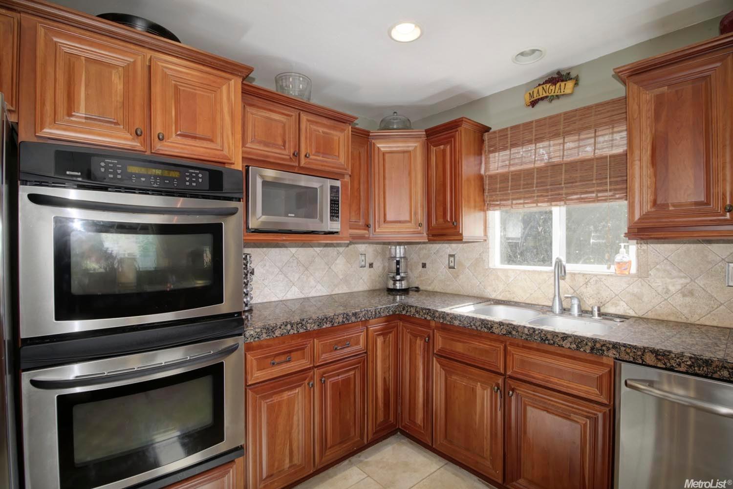 5507 Valhalla Dr, Carmichael, CA 95608 photo 18