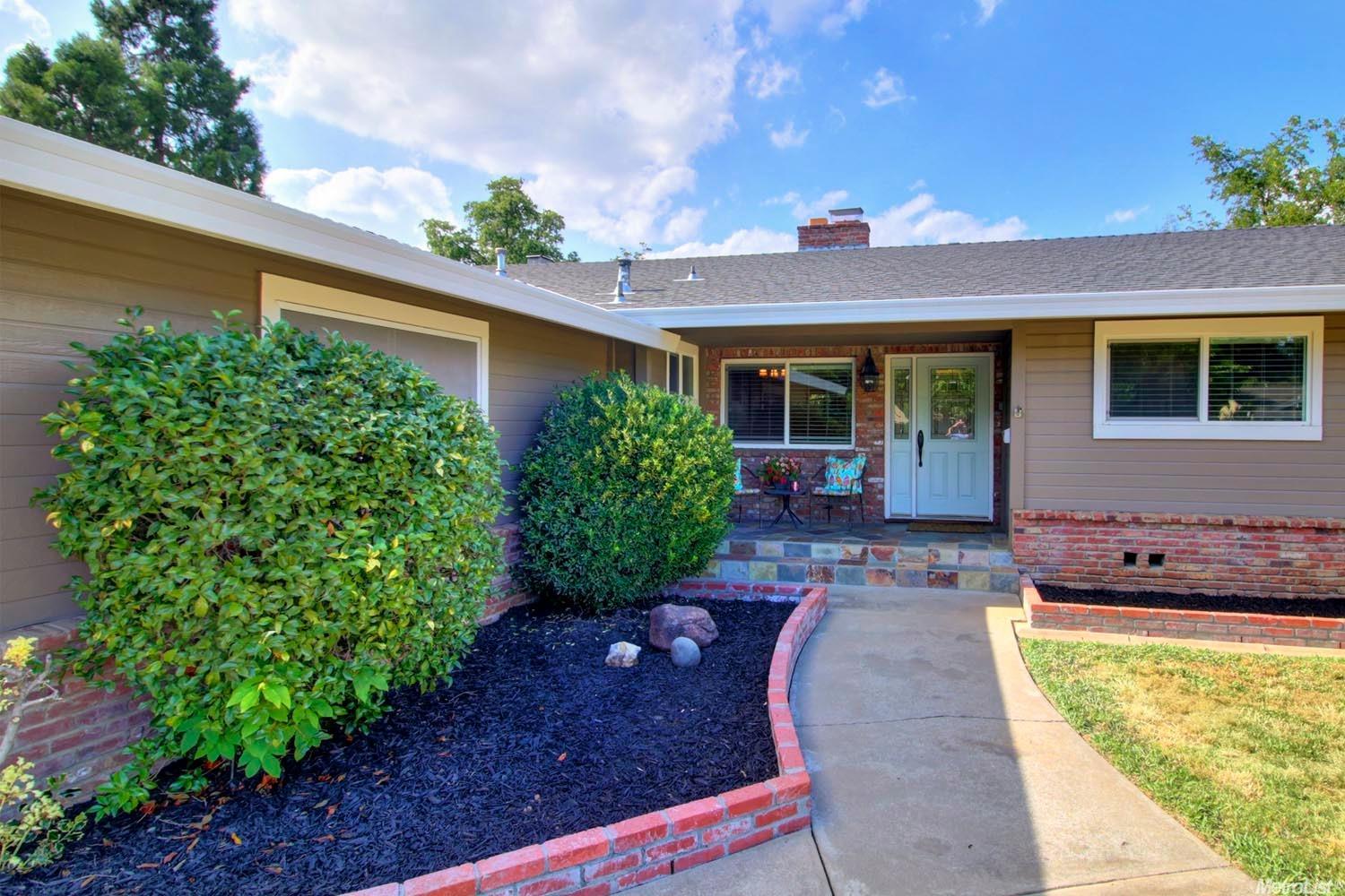 5507 Valhalla Dr, Carmichael, CA 95608 photo 2