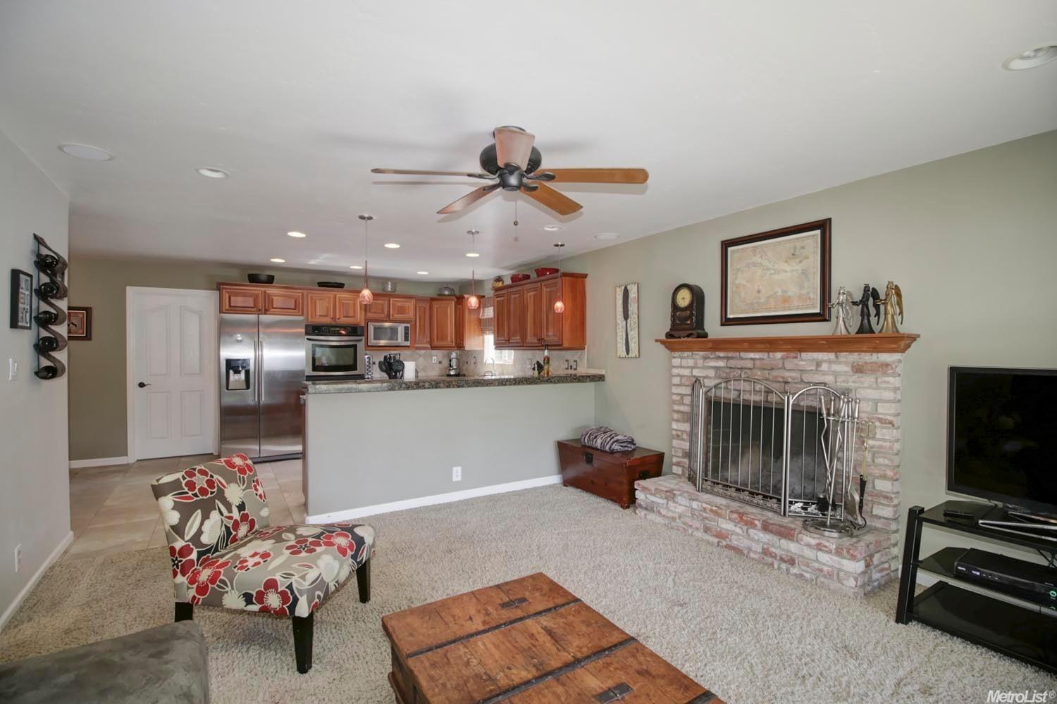 5507 Valhalla Dr, Carmichael, CA 95608 photo 11