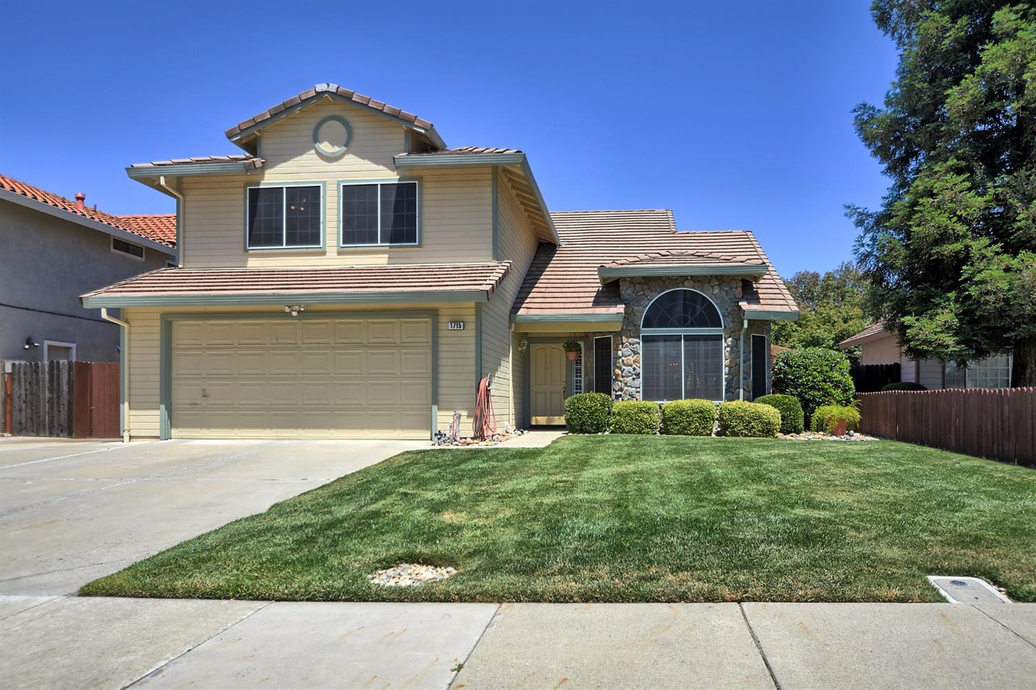 1715 Hudson Way, Tracy, CA 95376 photo 1