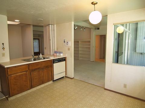 1007 Mills Ave, Modesto, CA 95350 photo 11