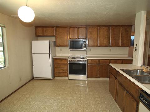1007 Mills Ave, Modesto, CA 95350 photo 9