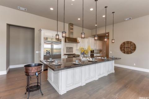 12884 Simpson Ranch Ct, Wilton, CA 95693 photo 7