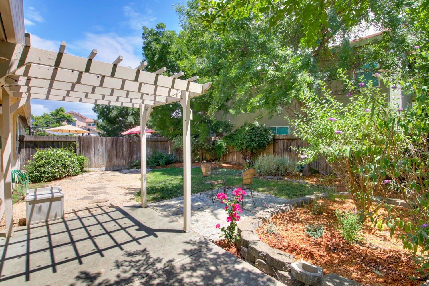 1422 Caceres Way, Davis, CA 95618 photo 14