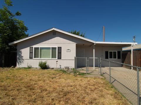 5566 10th St, Keyes, CA 95328 photo 1