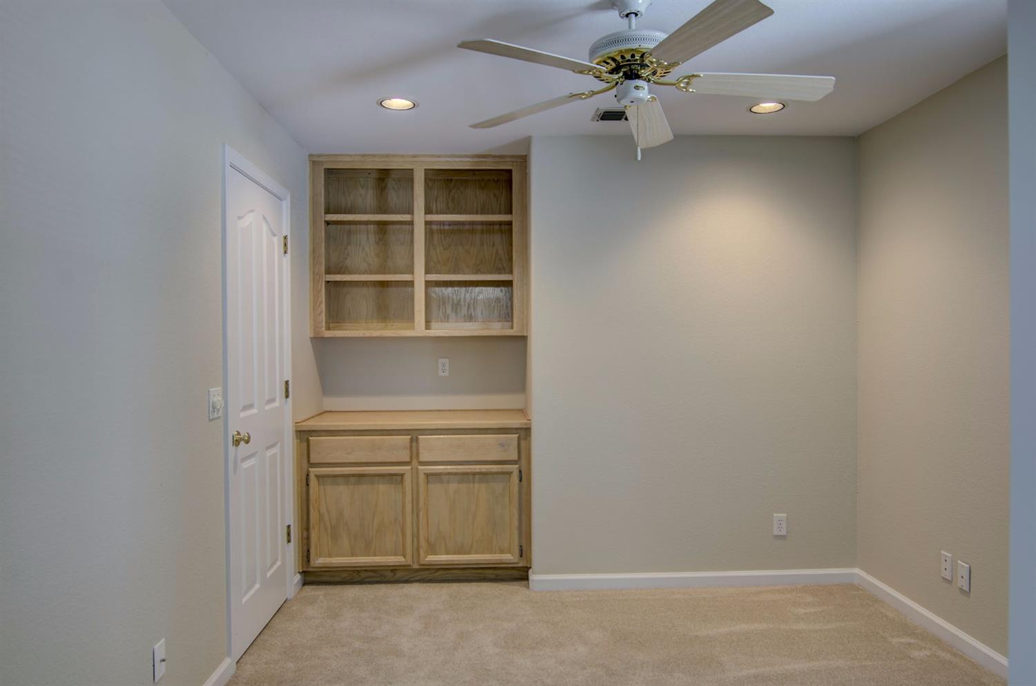 8142 Hearth Pl, Antelope, CA 95843 photo 9