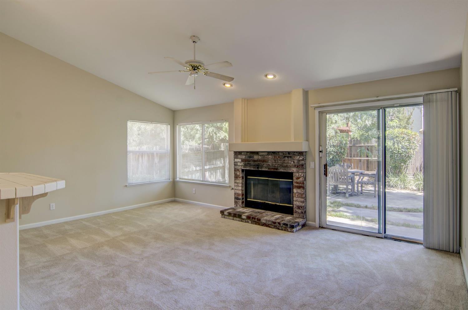 8142 Hearth Pl, Antelope, CA 95843 photo 11