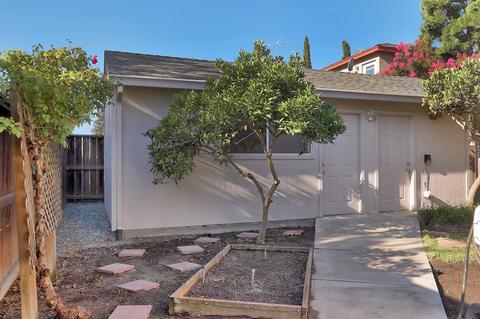 1900 Legend Dr, Modesto, CA 95357 photo 30