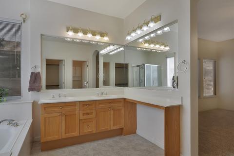 1900 Legend Dr, Modesto, CA 95357 photo 26