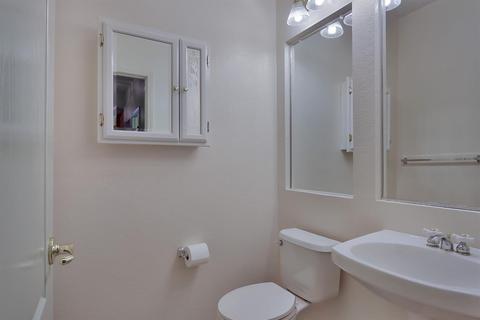 1900 Legend Dr, Modesto, CA 95357 photo 17
