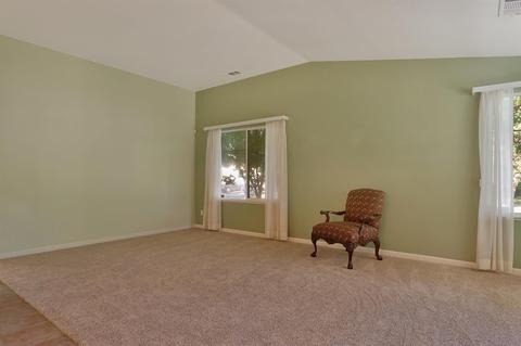 1900 Legend Dr, Modesto, CA 95357 photo 4