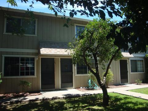 330 Maple St, Lodi, CA 95240 photo 1