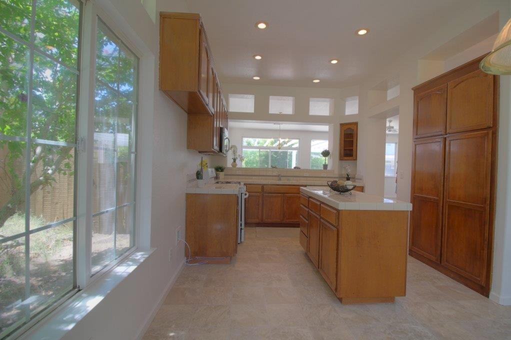 615 Zurich, Manteca, CA 95337 photo 10