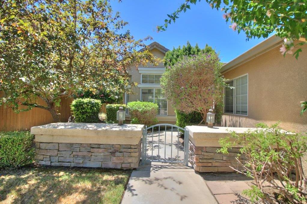 615 Zurich, Manteca, CA 95337 photo 4
