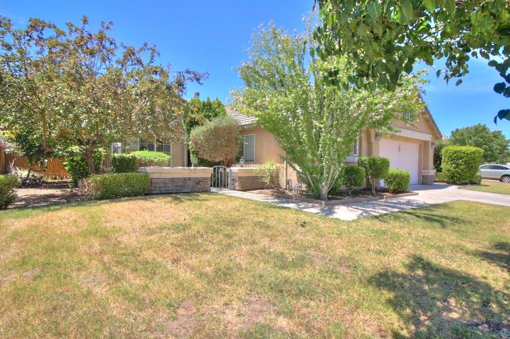 615 Zurich, Manteca, CA 95337 photo 3