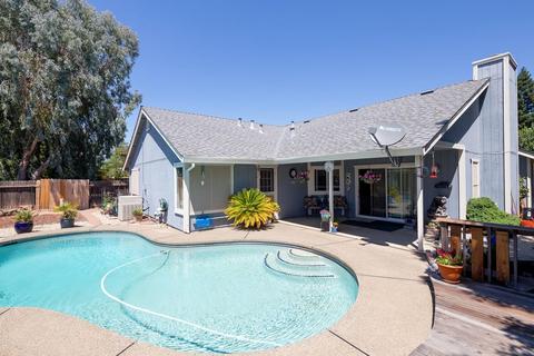 113 Winterstein Dr, Folsom, CA 95630 photo 2