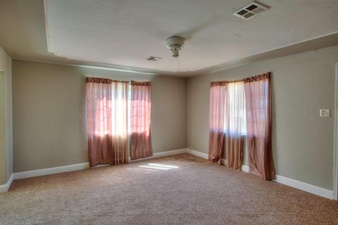 833 5th St, Turlock, CA 95380 photo 4
